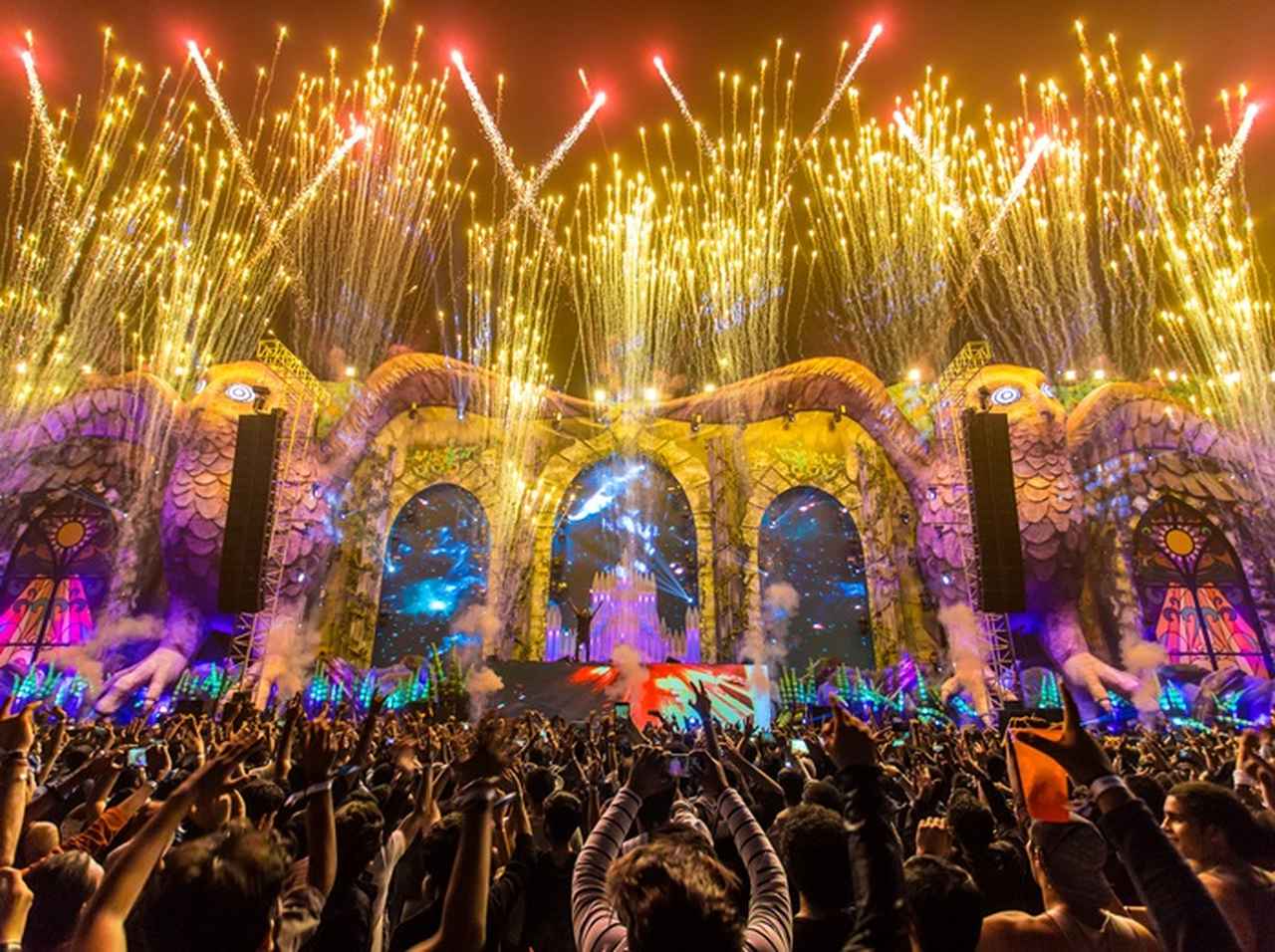 世界最大級のEDCフェス「EDC」、2018年も日本で開催が決定！