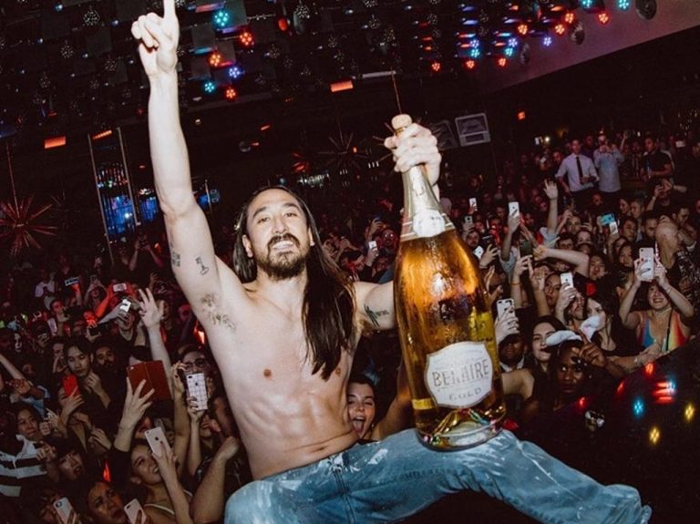 【動画アリ】スティーヴ・アオキによる顔面ケーキが疑似体験できる動画がコチラ