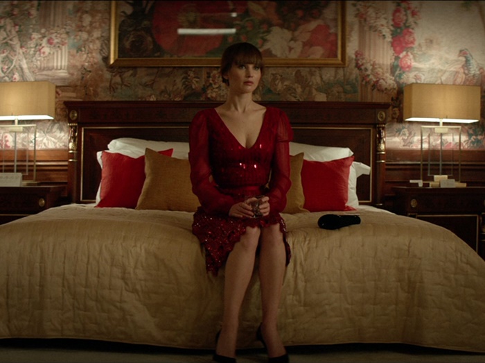 妖艶な美女スパイとの心理戦にやられる!映画『レッド・スパロー』