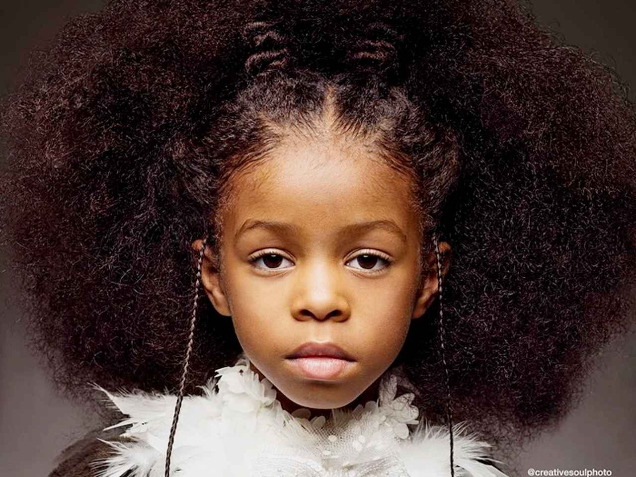 天然カールヘアを活かした写真プロジェクトが最高にカッコいい