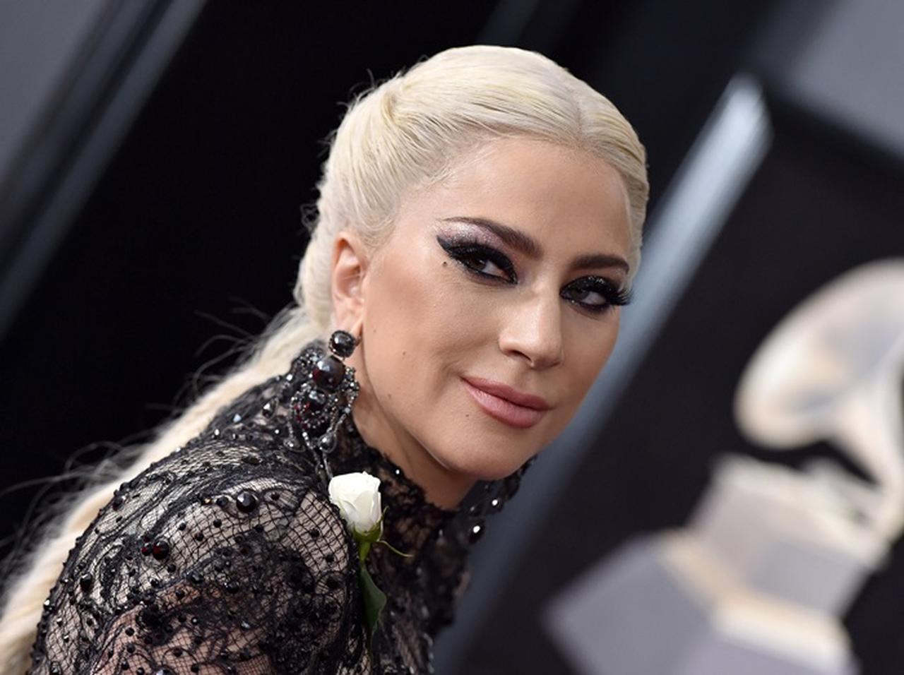 たった700円！レディー・ガガ、レッドカーペットで使用したヘアアイテムがお手頃価格