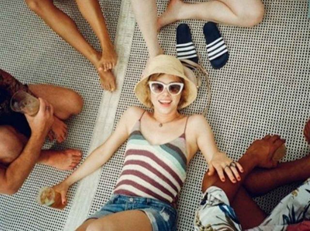 資産10億円の人気シンガー、旅行で泊るのは「ホテル」より「民泊」派