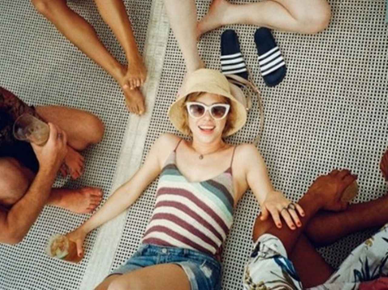 資産10億円の人気シンガー、旅行で泊るのは「ホテル」より「民泊」派