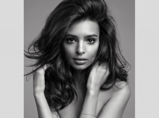 エミリー・ラタコウスキーがケラスターゼの顔に！オシャレなインタビュー動画も