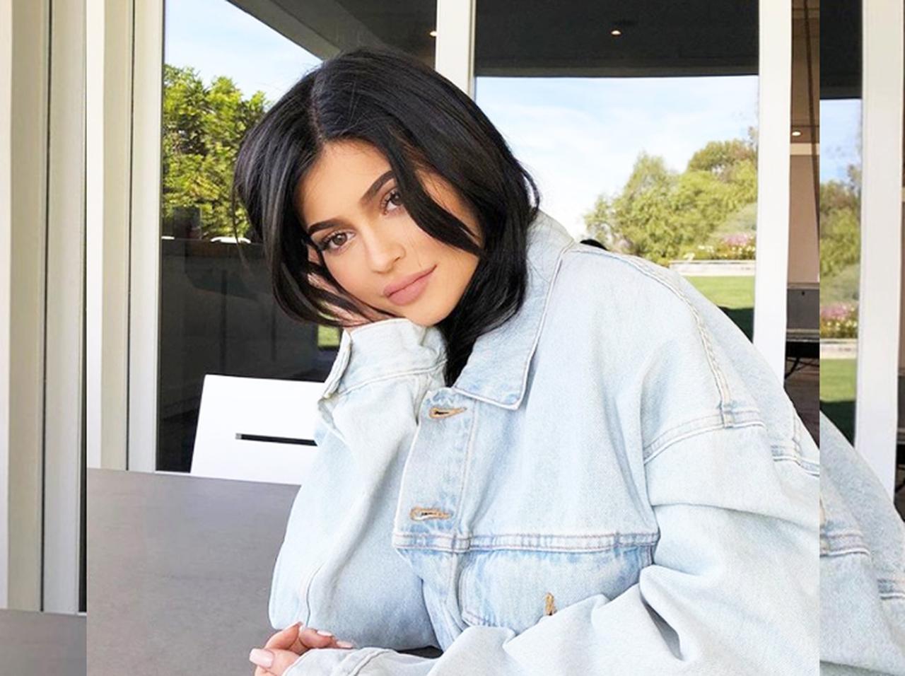 妊娠をひた隠しにするカイリー・ジェンナー、身内スタッフに盗撮される