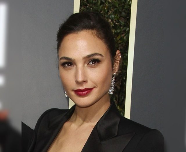 『ワンダーウーマン』女優、ゴールデン・グローブ賞で600円のリップを使用