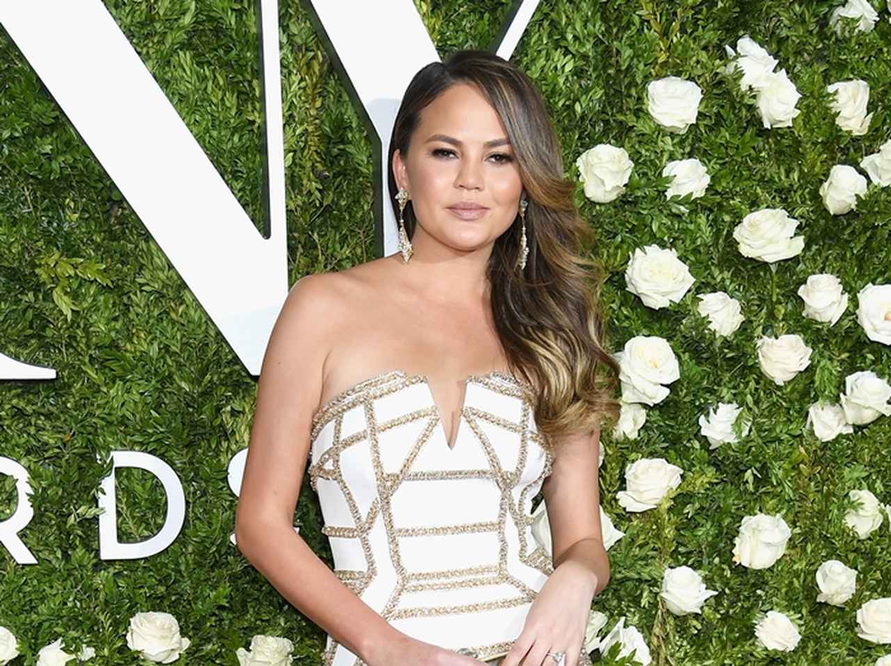 32歳人気モデルが「白髪」を見つけて喜んだ理由が素敵すぎる