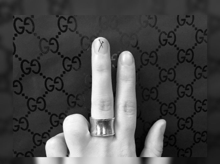 痛みはほぼなし!爪タトゥーが今海外でブームに