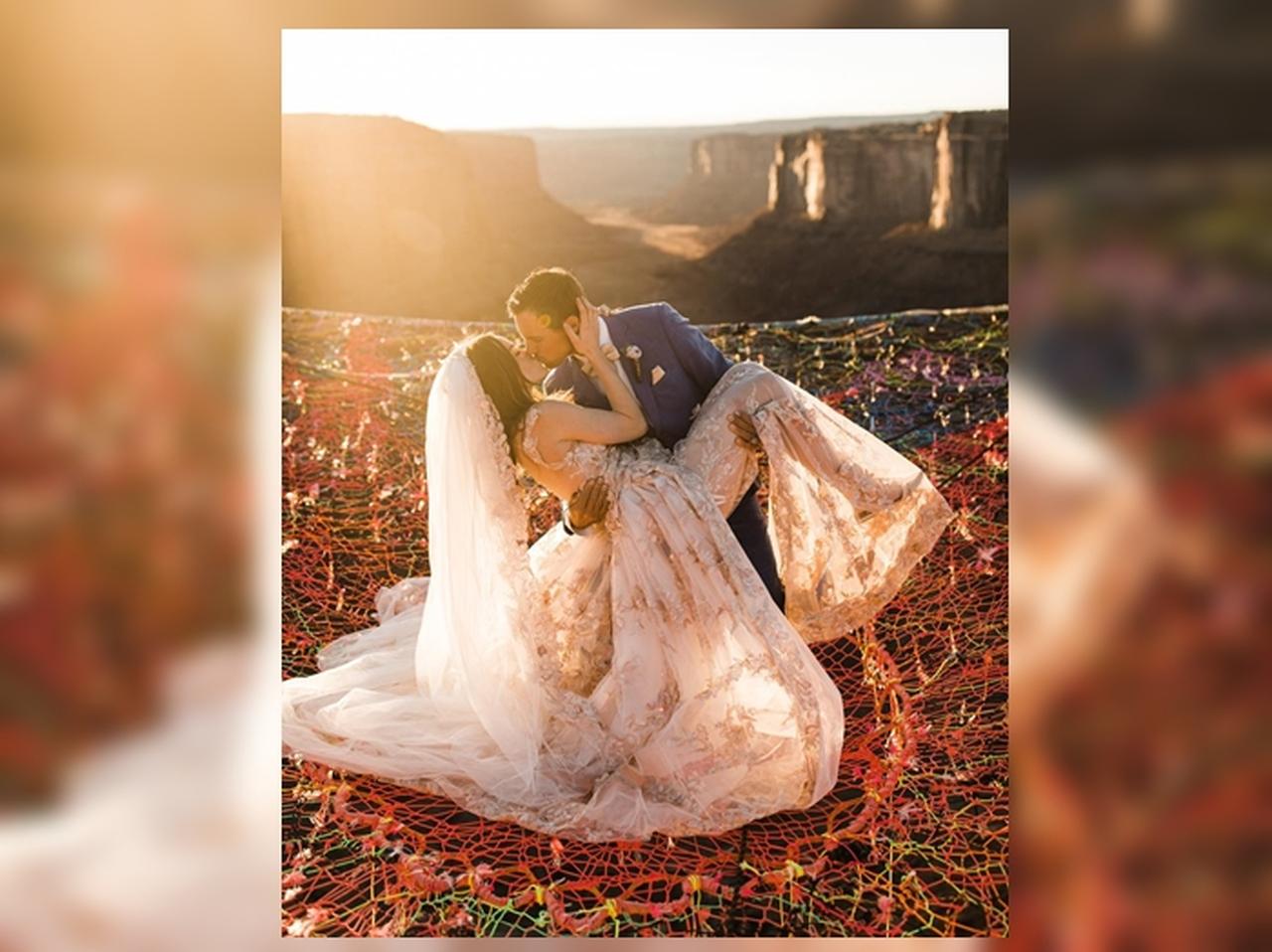 終始ヒヤヒヤ!地上121メートルで永遠の愛を誓うカップルが凄い