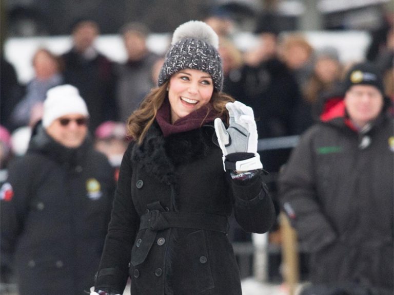 妊娠中のキャサリン妃、氷点下の中1日に3回衣装チェンジ