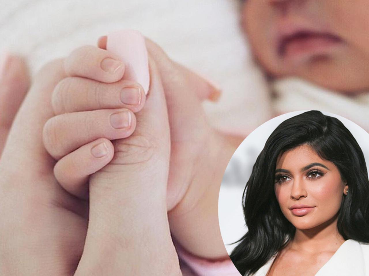 カイリー・ジェンナーの出産報告写真を再現したネイルアートが完全にホラー