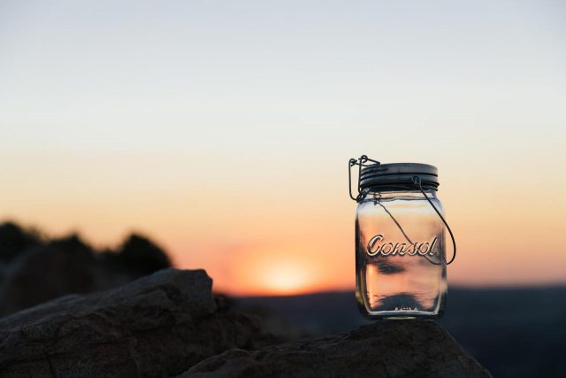 「ソネングラス／SONNENGLAS」、ヨーロッパ中心に200万個売れているソーラーランプが日本上陸