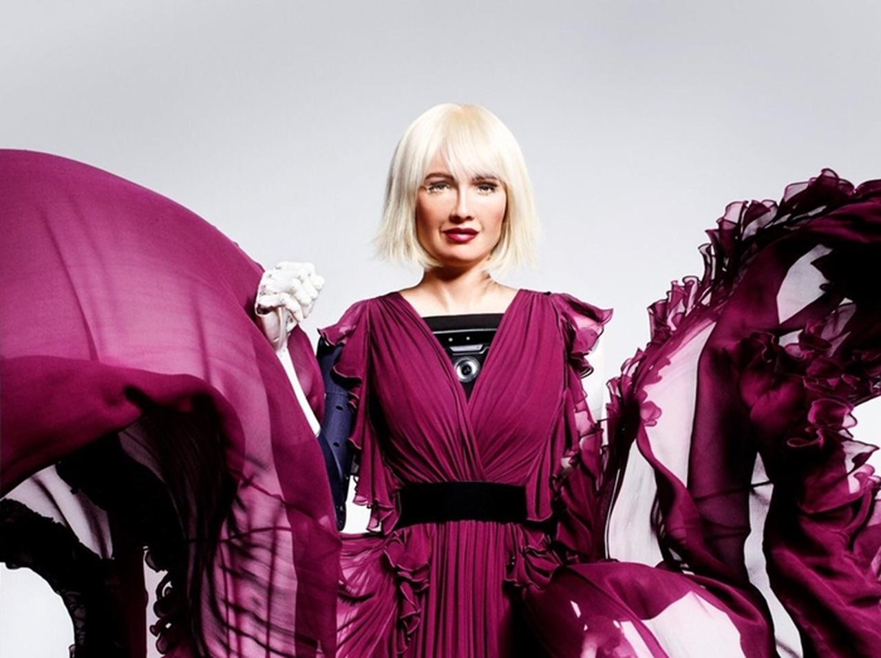 「人類破滅させる」と発言したAIロボットの『うしろ姿』が完全にホラー