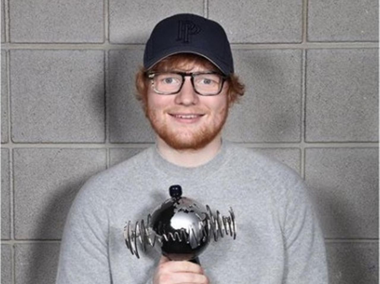 エド・シーランが史上初の快挙を達成！