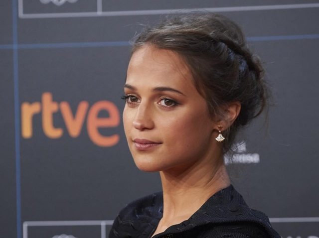 「強い女性はいつも1人」29歳オスカー女優、ハリウッドの男女格差に言及