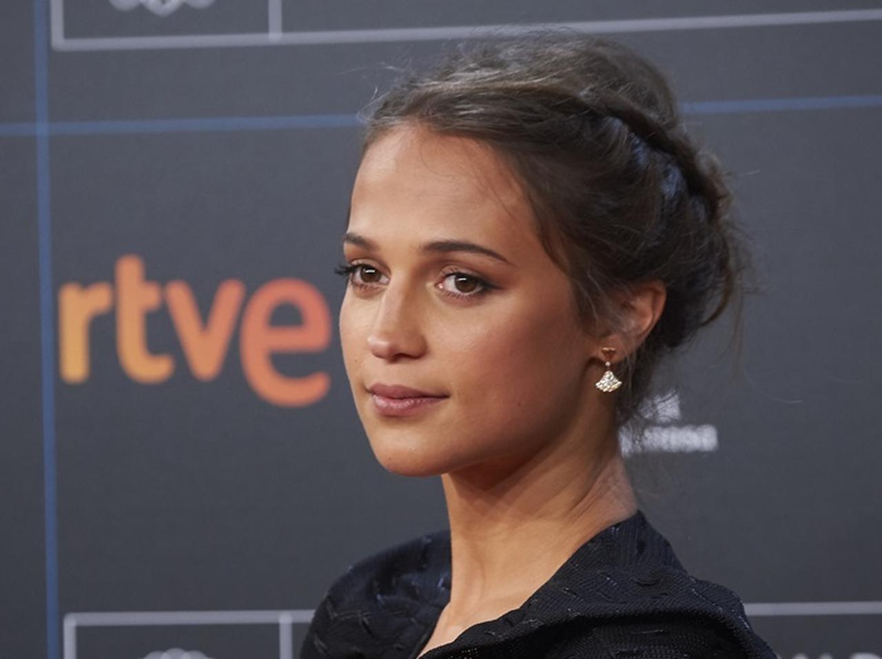 「強い女性はいつも1人」29歳オスカー女優、ハリウッドの男女格差に言及