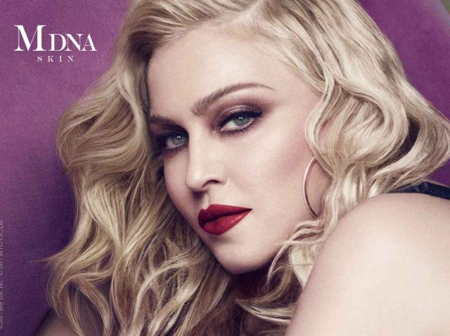 磁石で吸着する新感覚！マドンナが手掛けるMDNAがフェイスマスクを発売