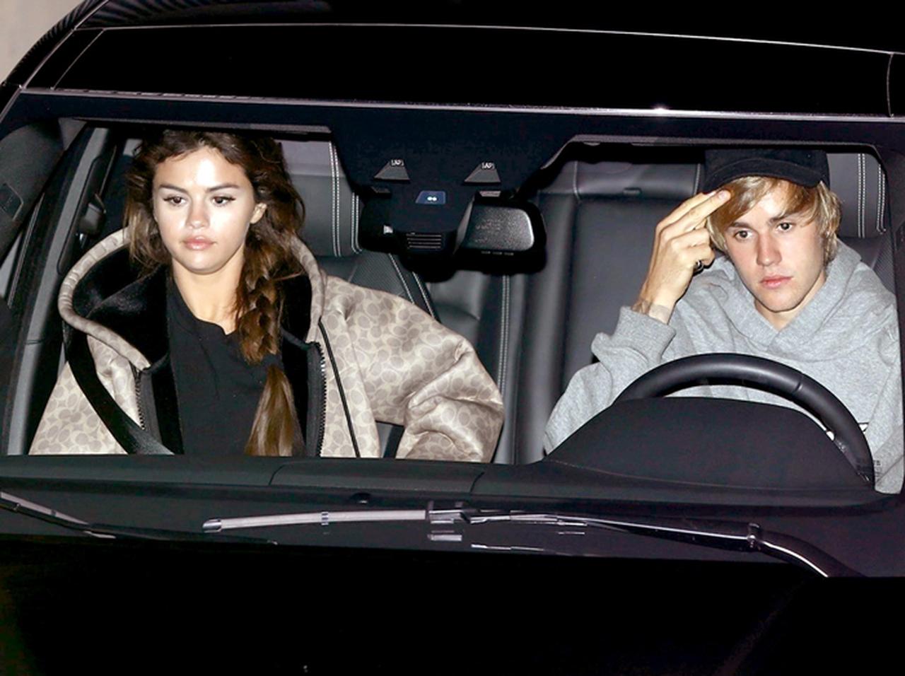 もう隠さない!ジャスティン・ビーバー、本命宣言のセレーナと堂々カメラの前へ