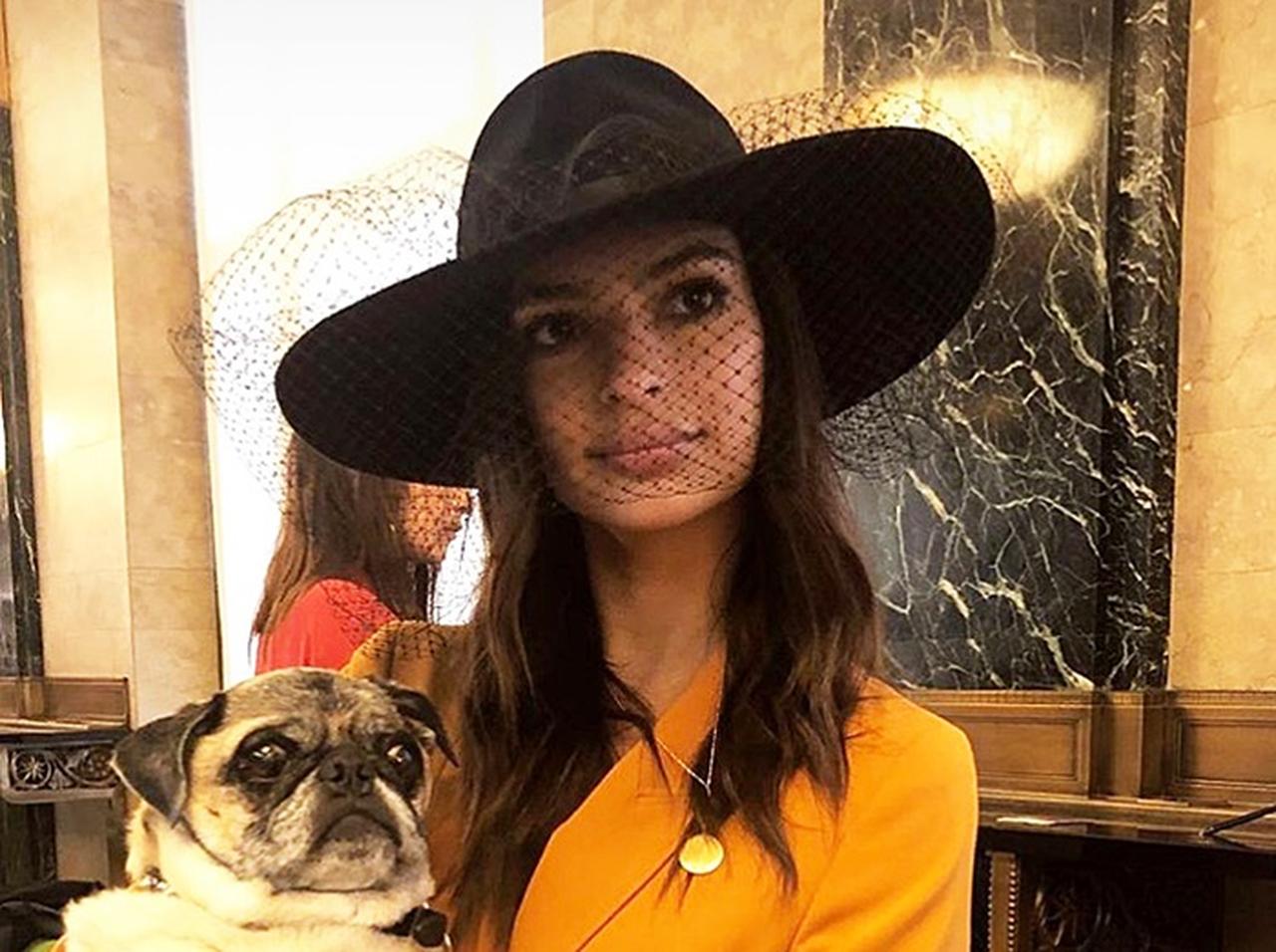 エミリー・ラタコウスキーが結婚式で着た服、ZARAで買えます！