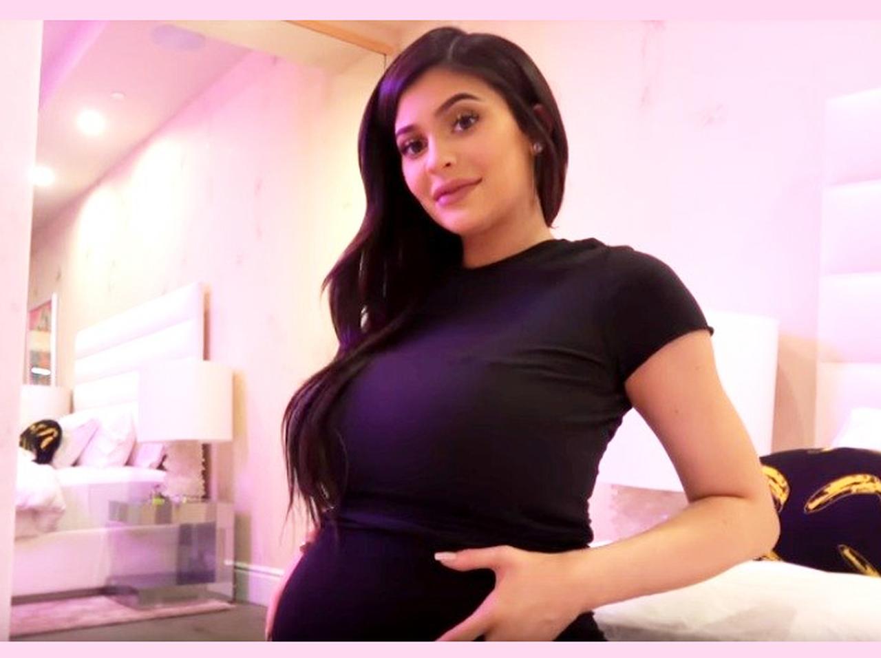 20歳の新ママ、カイリー・ジェンナーの娘の名前は?動画内にヒントとファン騒然