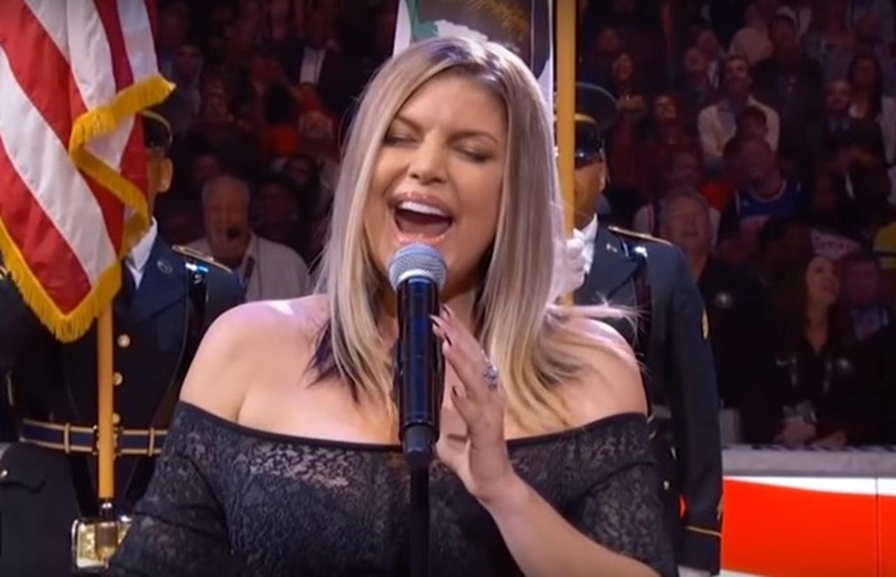 ファーギーのNBAでの国家独唱が「史上最悪」と炎上中