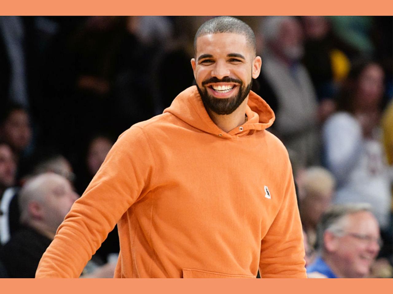 「カゴの中身全部払います」ドレイク、スーパーに居た人全員分の会計済ます