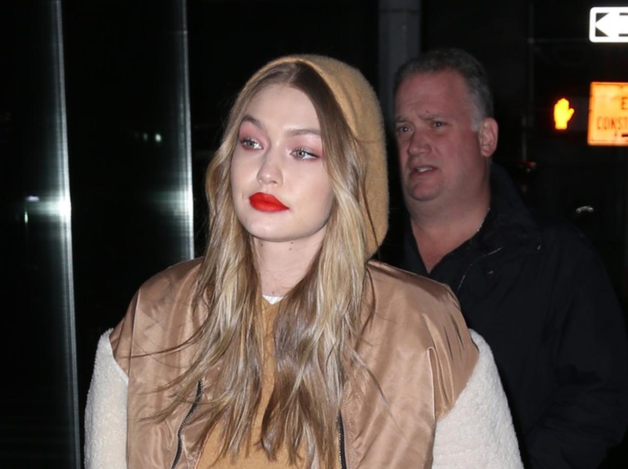 ジジ・ハディッドがゲットした、春にぴったりの最旬バッグとは?