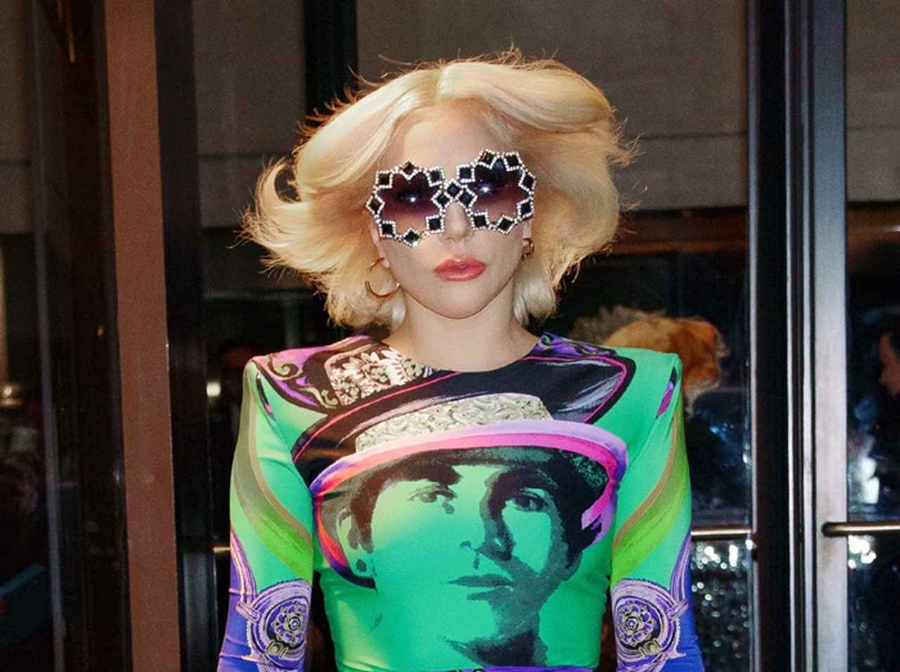 レディー・ガガ、キティちゃんが好きすぎて32歳の誕生日に巨大な「アレ」を注文