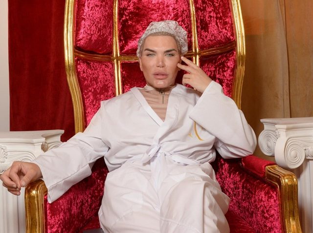 「リアルケン」になりたい男性、美容デーはVIP待遇