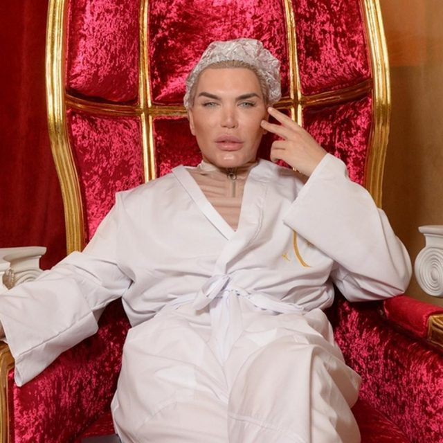 「リアルケン」になりたい男性、美容デーはVIP待遇