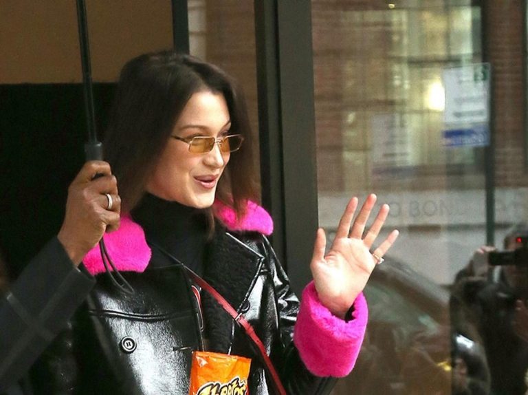 ベラ・ハディッドの「モデルらしからぬ」行動に共感の声