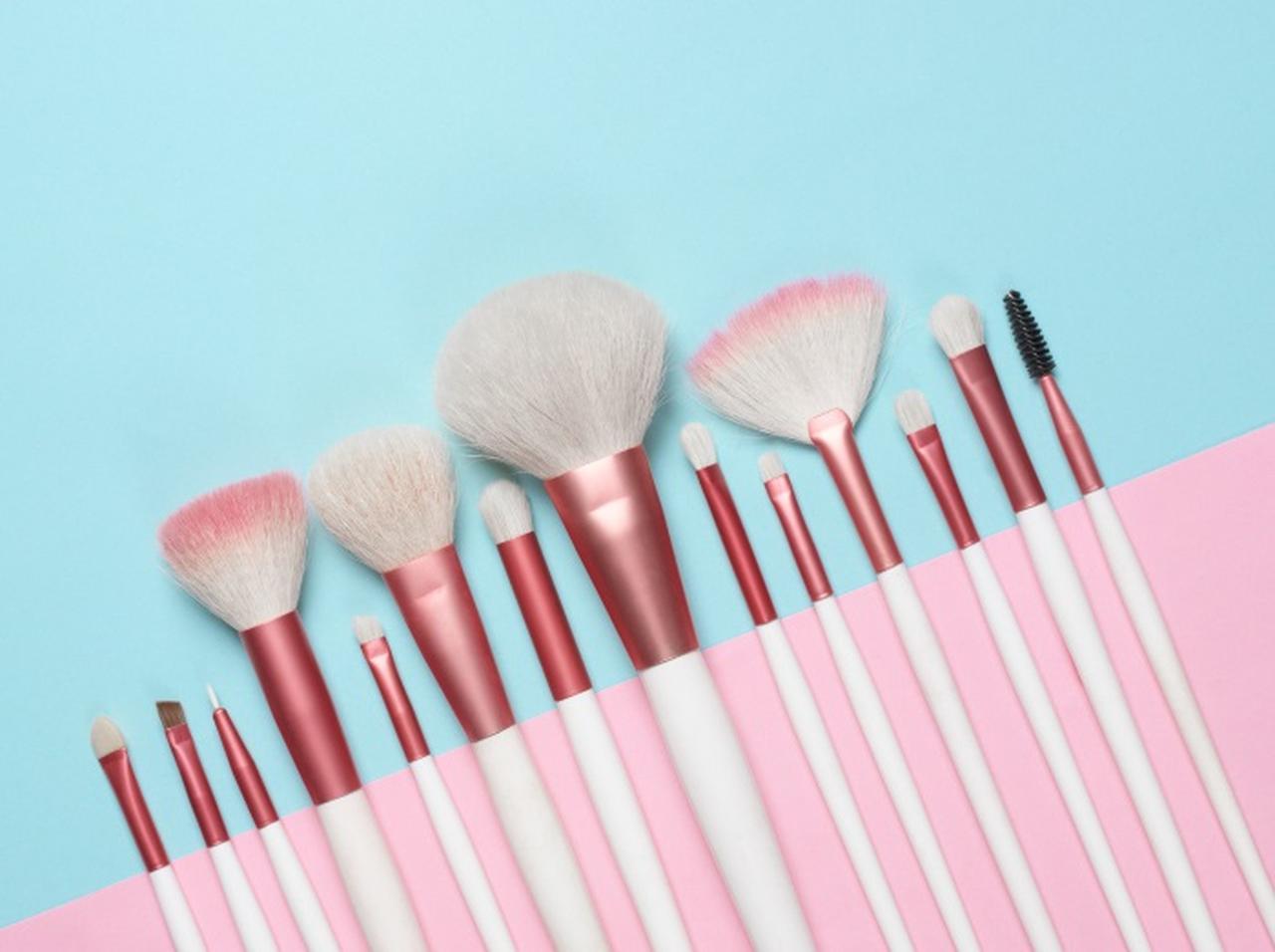 セレブ御用達のプロが教える、簡単なメイクブラシの洗い方