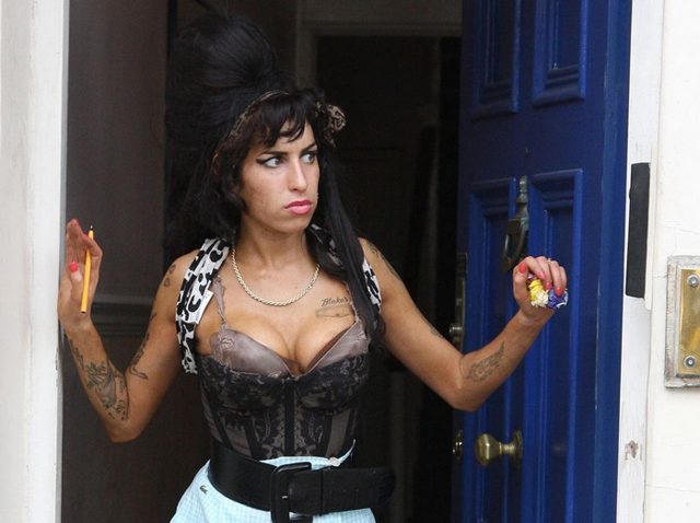 27歳で急逝したエイミー・ワインハウス、デビュー前のデモテープが発掘【音源アリ】