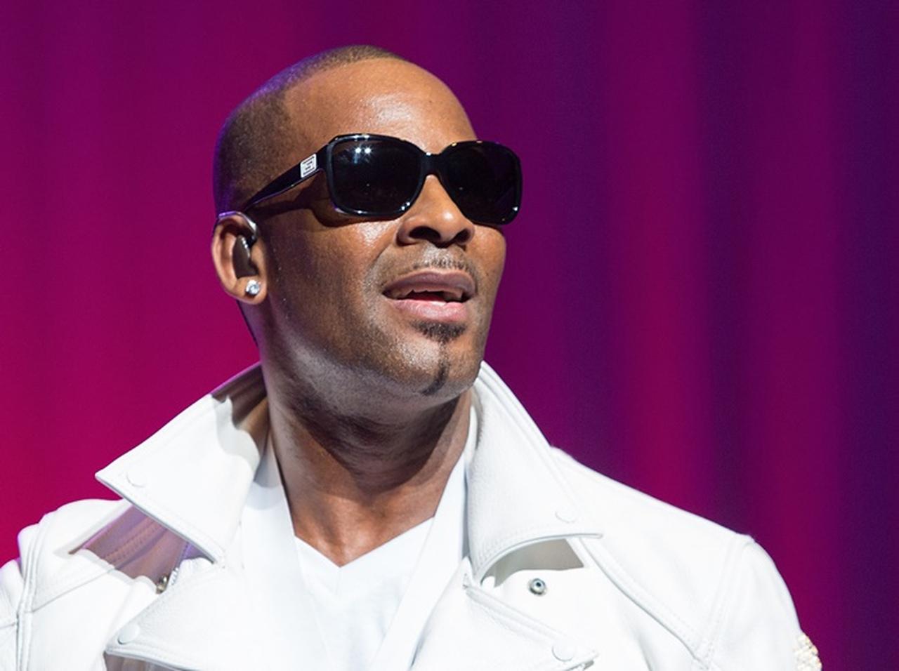 大御所R.ケリー、14歳少女を軟禁「性のペット」 セックスカルト疑惑に新たな証言