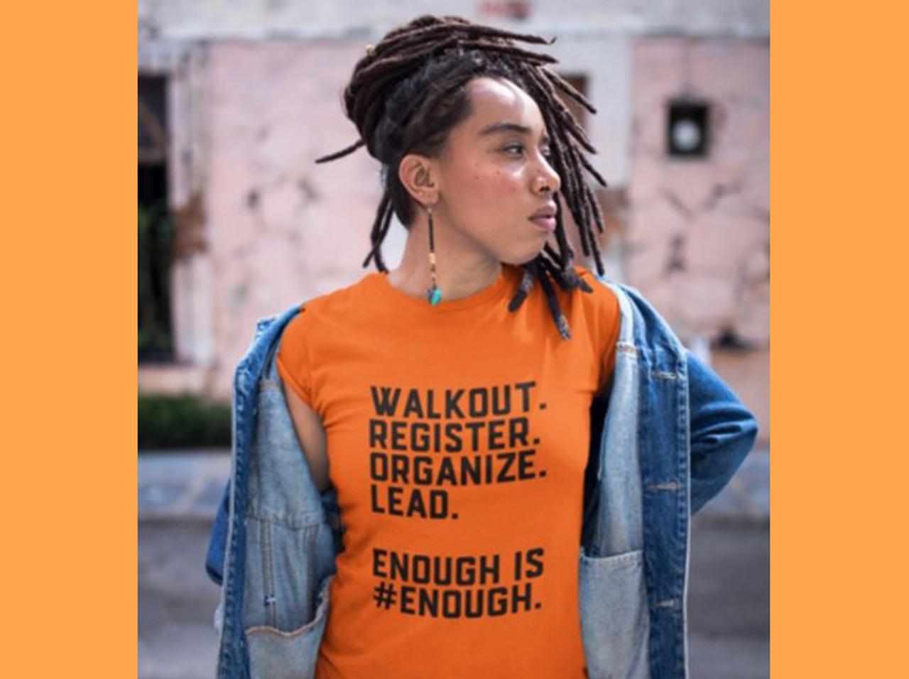 全米の学生が銃規制訴え授業をボイコット 「オレンジ」を身に着けた理由とは？