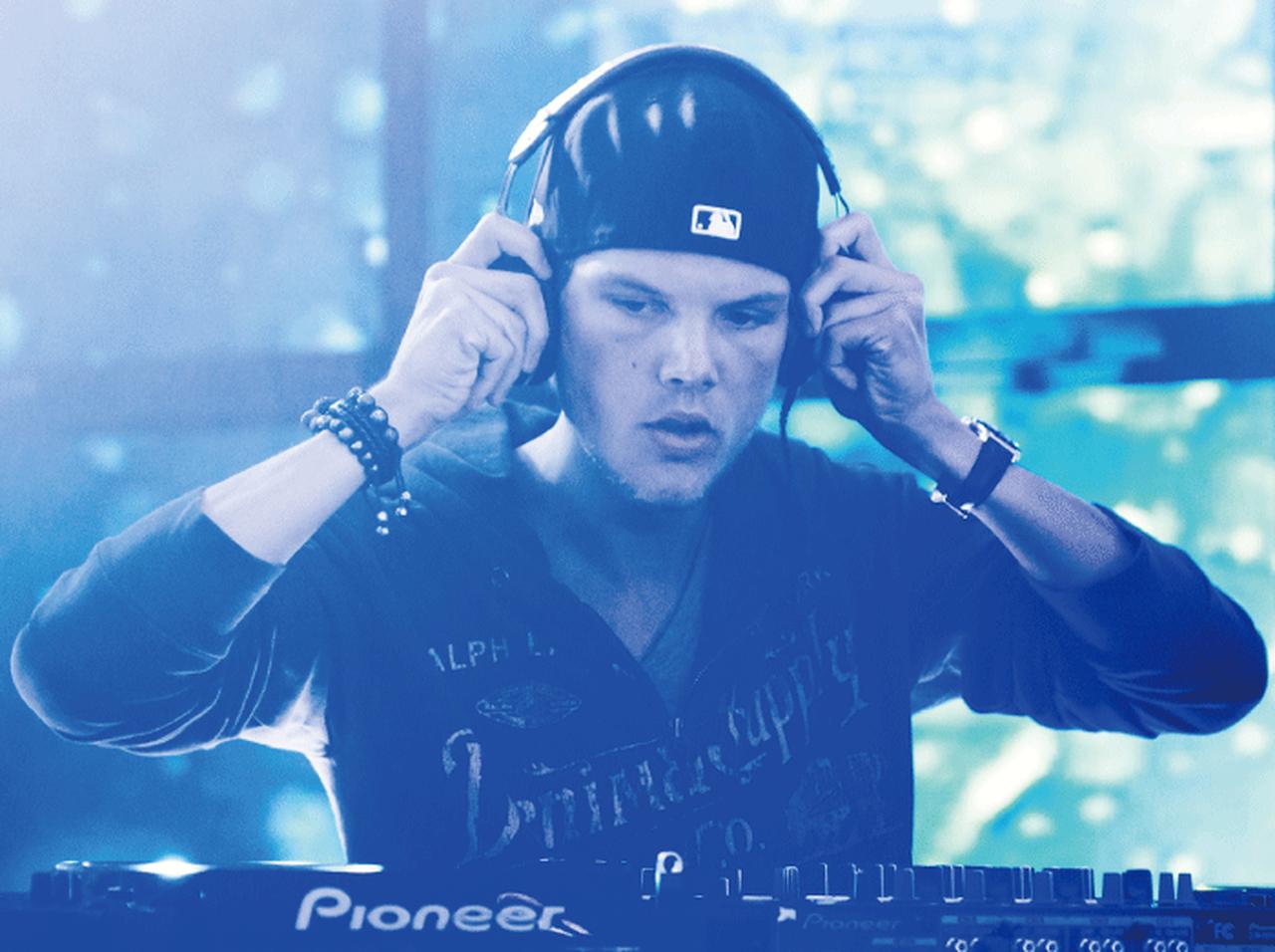 アヴィーチー追悼企画：名場面写真で振り返る