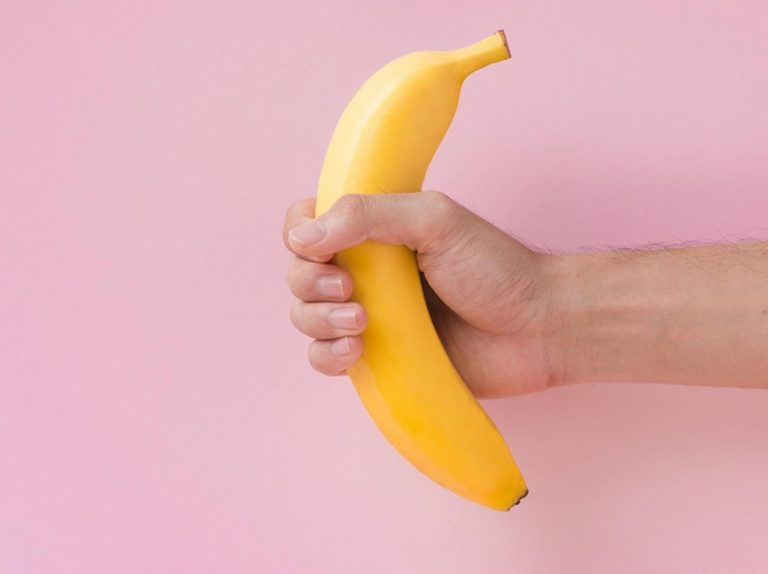 彼女とのセックス動画を共有した男性、「アソコ」を切られる