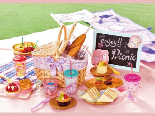 ディズニープリンセスやミッキーマウスのレジャーアイテムが登場