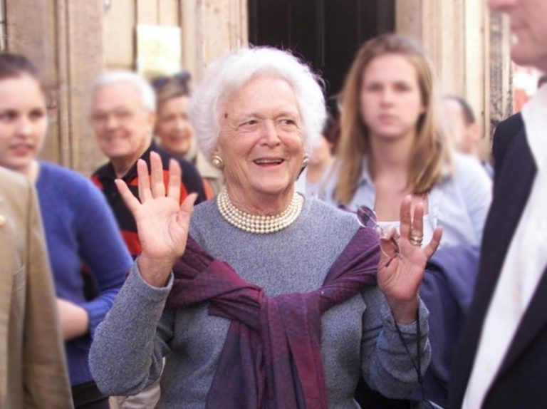 パパ・ブッシュ元大統領の妻92歳バーバラ・ブッシュ夫人の死にセレブが追悼