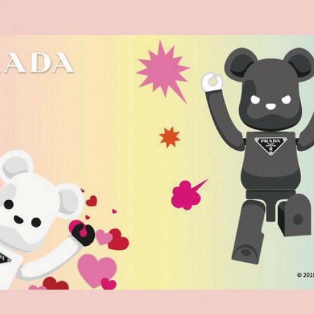 プラダとベアブリックがコラボ！LINEスタンプが登場