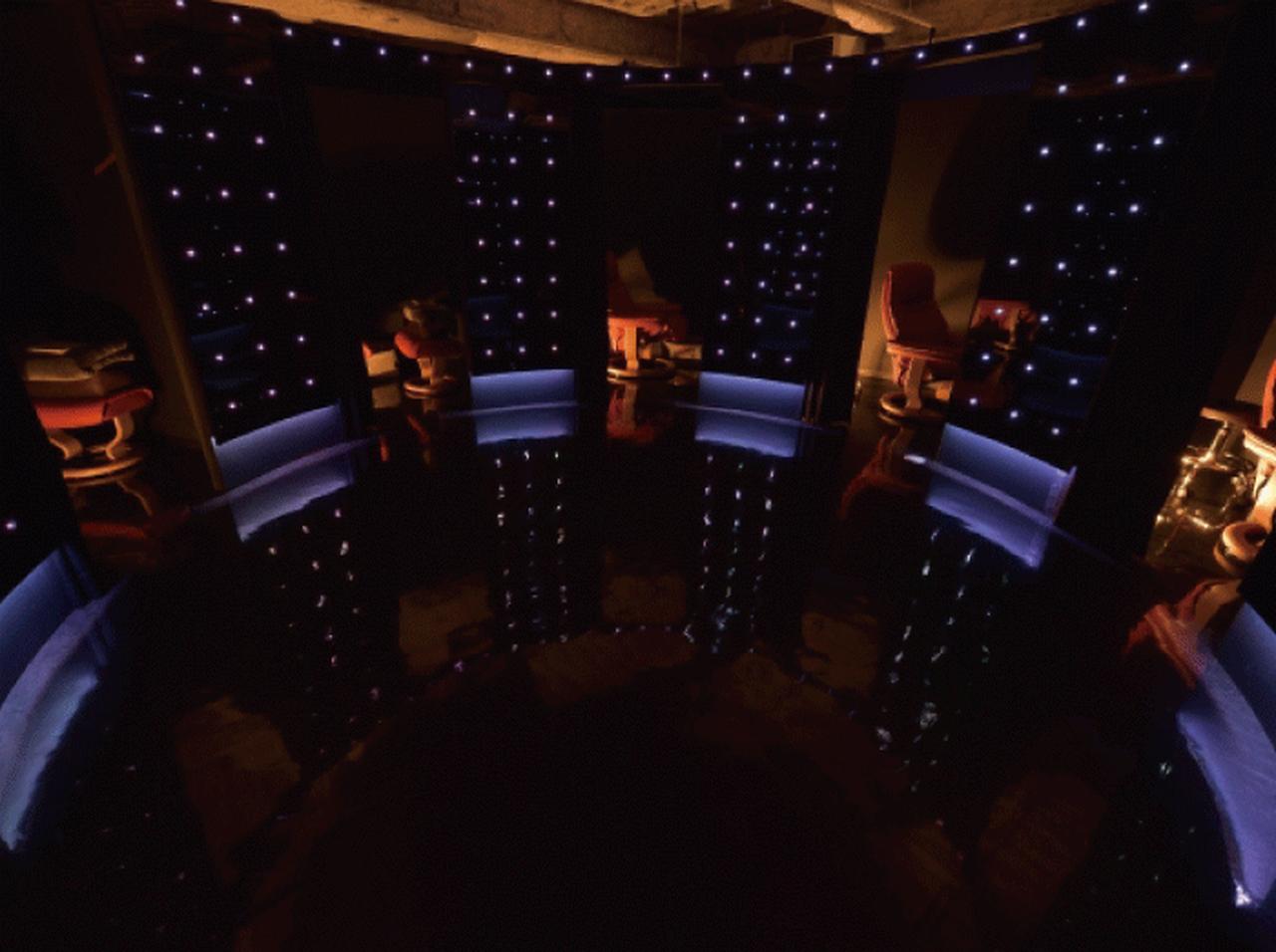 無重力感覚で落とす、アトラクション睡眠「睡眠宇宙船」が原宿にオープン