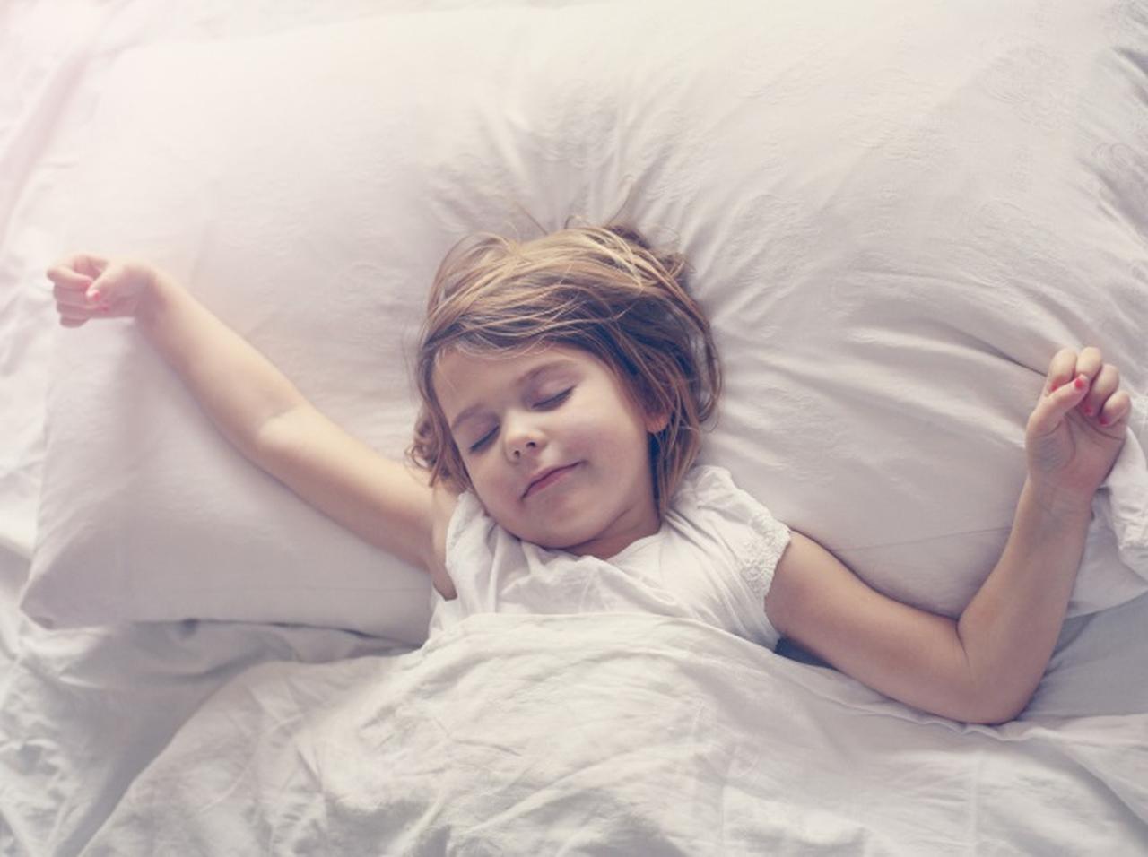 ヘアスタイリストが教える「寝ている間」にできるヘアケア３つ