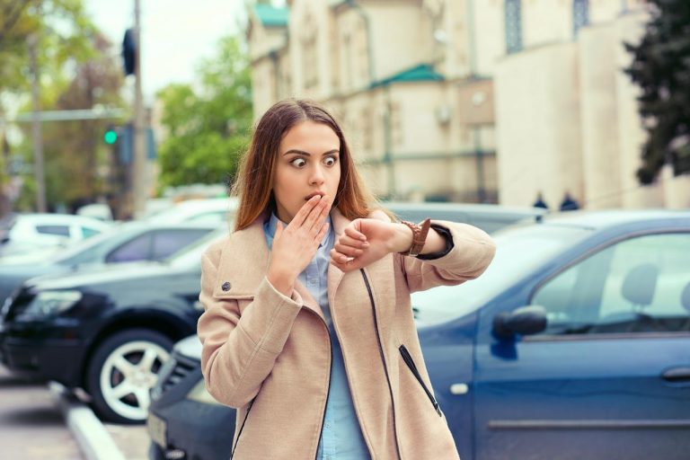 ある女性が仕事に遅刻した理由とそれに対する上司の反応がどっちも衝撃的すぎる