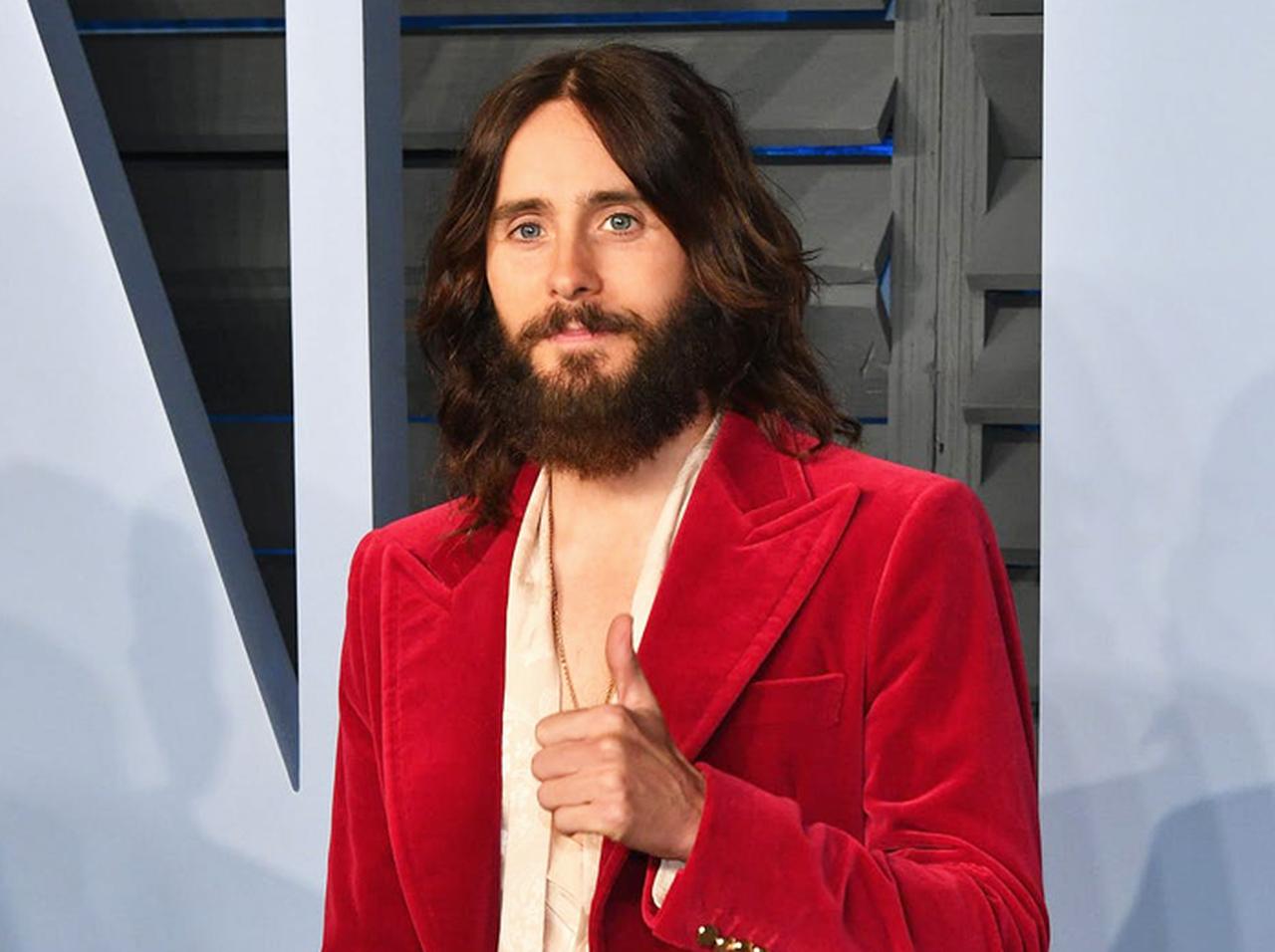 46歳オスカー俳優のジャレッド・レト、ヒッチハイクでアメリカ横断へ