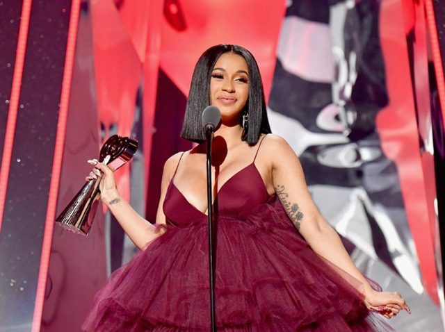 カーディ・Ｂが妊娠をひた隠しにしていた「切なすぎる理由」とは？