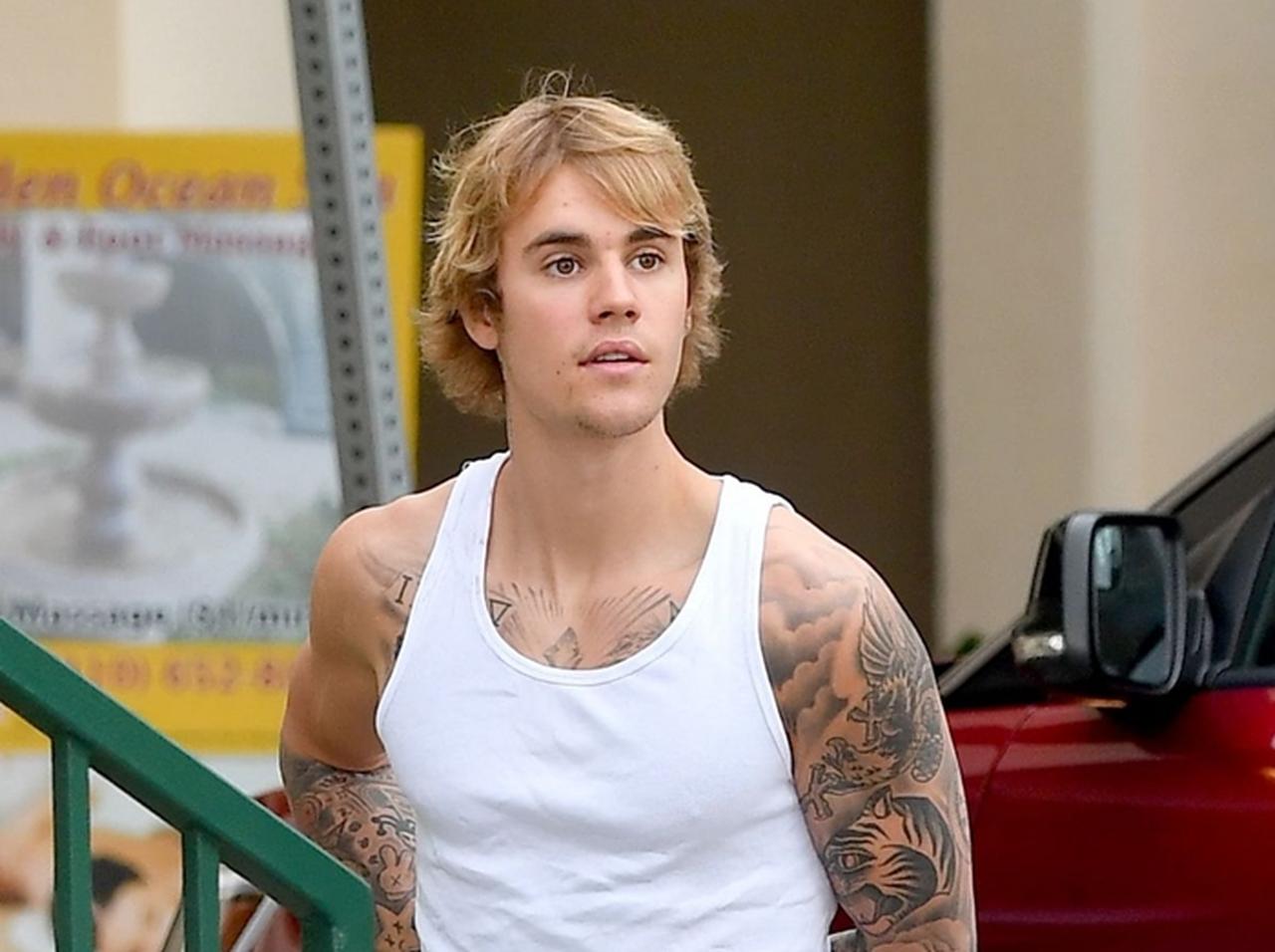 ジャスティン・ビーバーが20秒間の「熱い抱擁」を交わした相手が意外すぎる