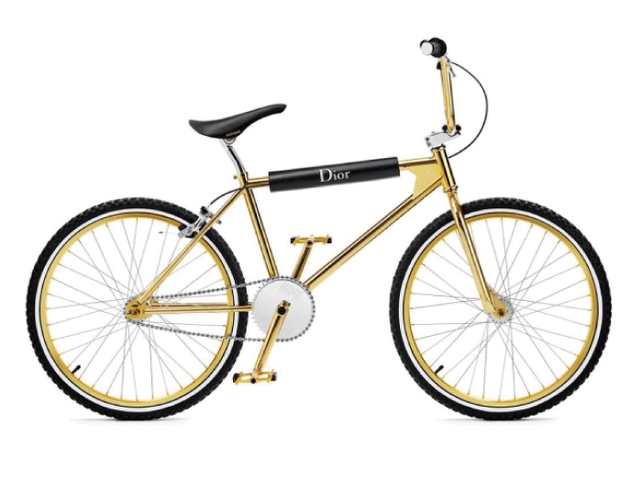 ディオールより“ゴールド カプセル”コレクションが限定/先行発売