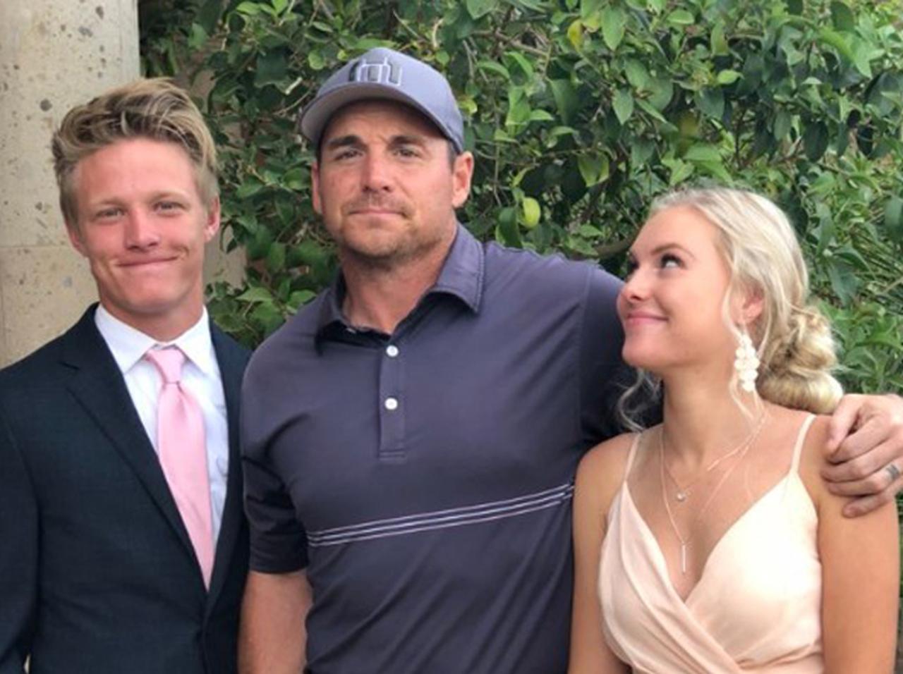 娘をデートに送り出すお父さんが持っていた「とんでもない物」に唖然