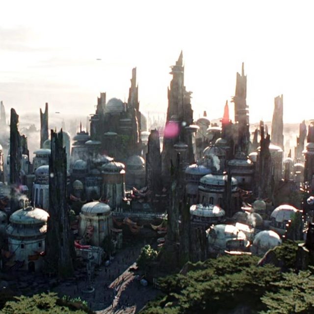 ディズニーランド、迫力満点『スター・ウォーズ』テーマランドが2019年にオープン