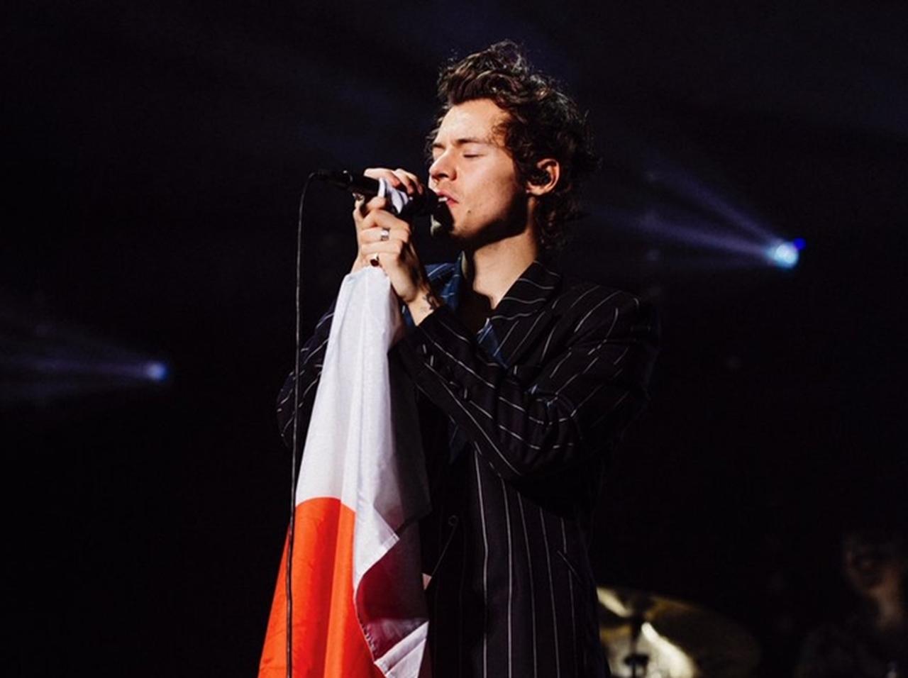 ハリー・スタイルズ、日本愛が炸裂した来日公演で「逆サプライズ」に笑顔